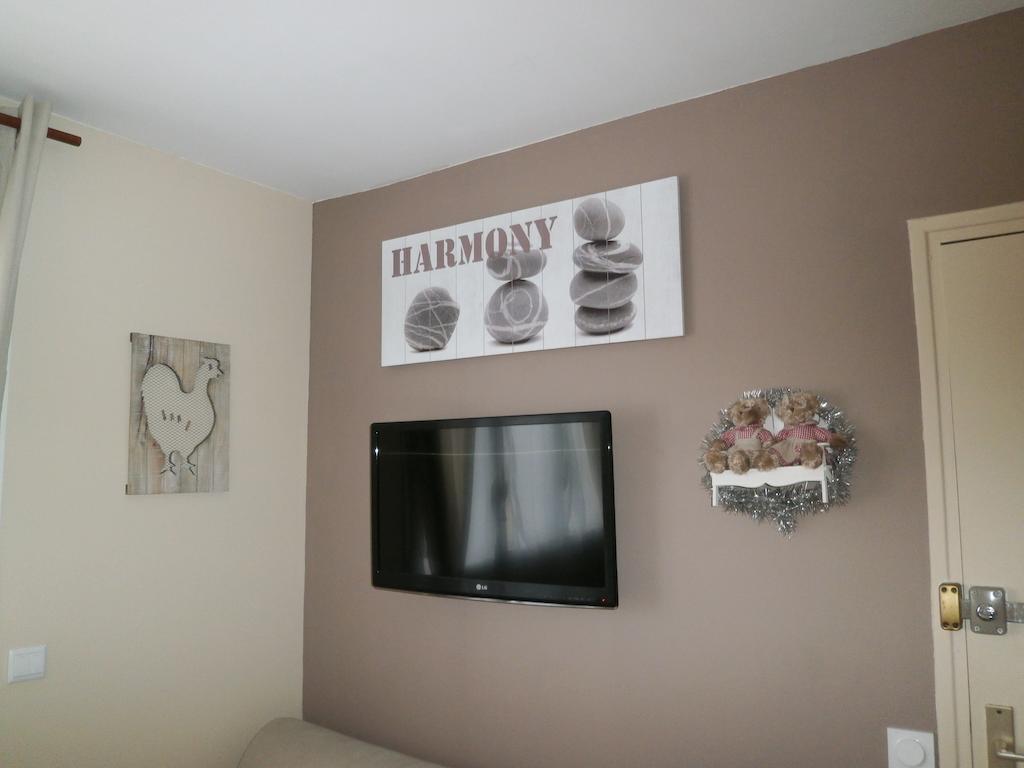 Au 14 Honfleur Parking Prive Apartment Стая снимка